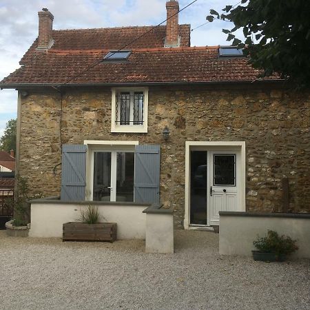 Au Tilleul Apartment Mezieres-sur-Seine Екстериор снимка